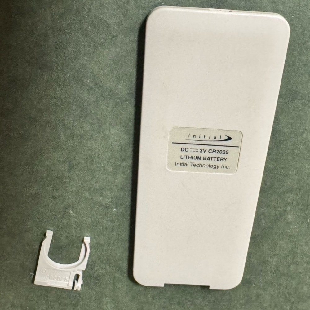 Initial RC-1700 Remote Control - Picture 3 of 3